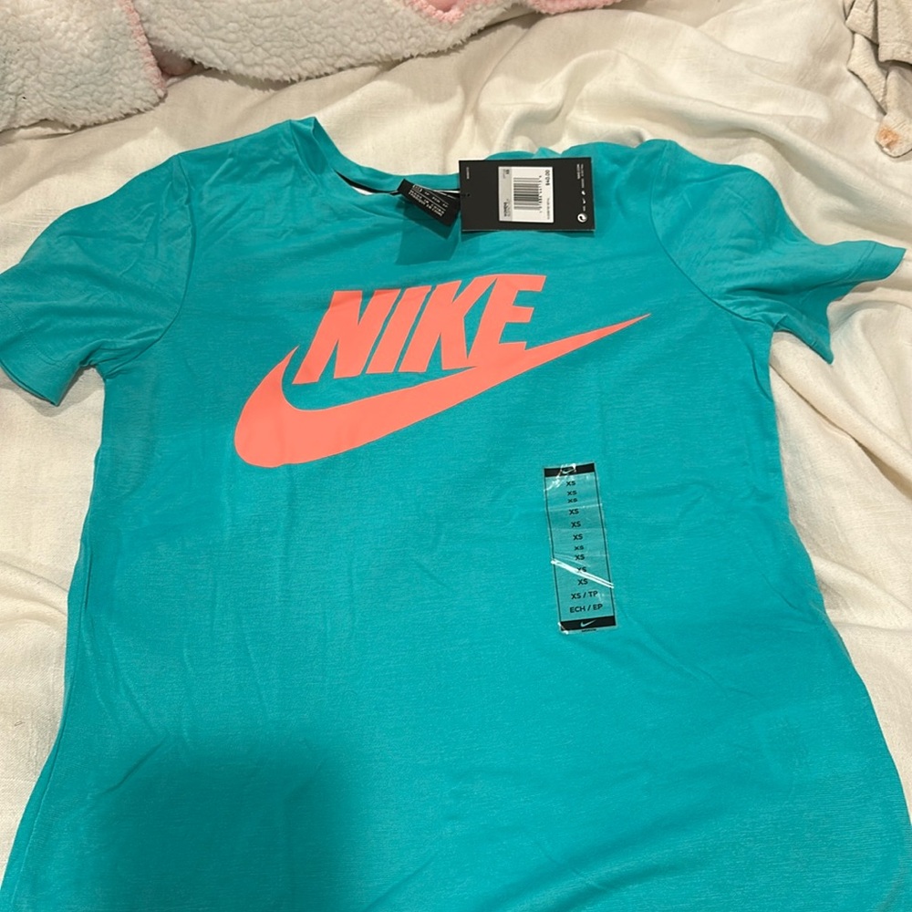 nike shirt